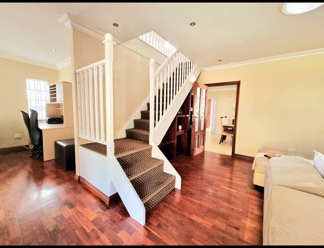 5 BEDROOM HOUSE TO LET IN BEDFORDVIEW
